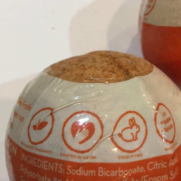 Bundle of five Pacha soap company froth bomb NWT - Picture 5 of 6